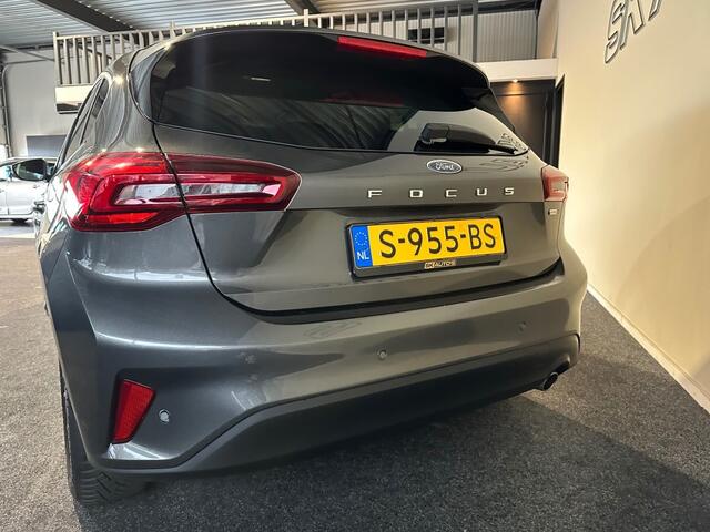 Ford FOCUS 1.0 EBH TITANIUM l NAP l 125PK l LED l CARPLAY l PDC l GROOT SCHERM l
