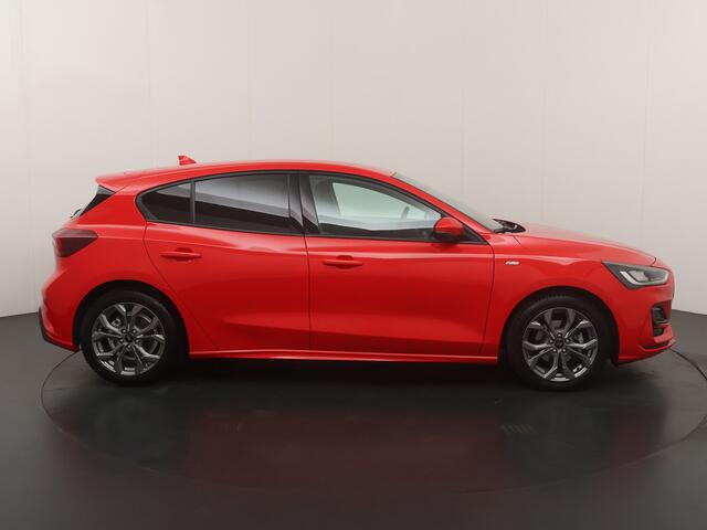 Ford FOCUS 125PK EcoBoost ST Line Business | Winter Pack | All season | Privacy glass | LED |