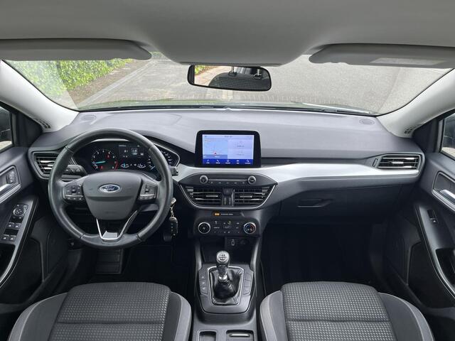 Ford FOCUS Wagon 1.0 EcoBoost Business * Carplay * Navi * Garantie