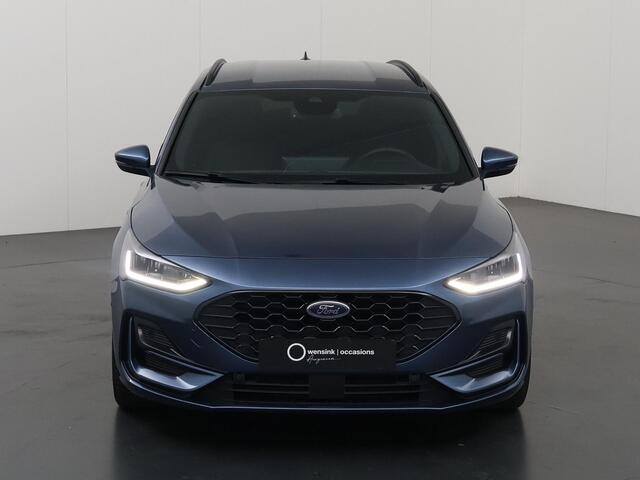Ford FOCUS Wagon 1.0 EcoBoost Hybrid ST Line X | Afneembare Trekhaak | Winterpakket | Cruise Control Adaptief | Parkeercamera | Head-Up | Navigatie |
