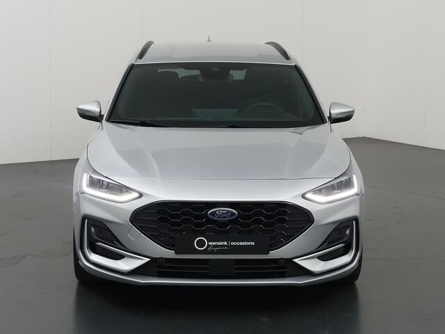 Ford FOCUS Wagon 1.0 EcoBoost Hybrid ST Line X | Afneembare Trekhaak | Winterpakket | Cruise Control Adaptief | Parkeercamera | Head-Up | Navigatie |