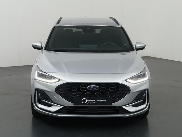 Ford FOCUS Wagon 1.0 EcoBoost Hybrid ST Line X | Afneembare Trekhaak | Winterpakket | Cruise Control Adaptief | Parkeercamera | Head-Up | Navigatie |