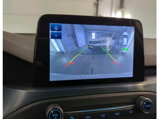 Ford FOCUS Wagon 1.5 Automaat 150PK Active X Business / Trekhaak / Leder / Standkachel / B&O Radio / Pdc+Camera /