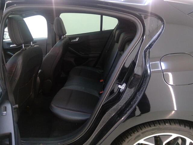 Ford FOCUS 1.5 EcoBoost ST Line Business 182 PK | 99600 KM | Panorama Dak | Bang & Olufsen Audio | WORDT VERTWACHT!