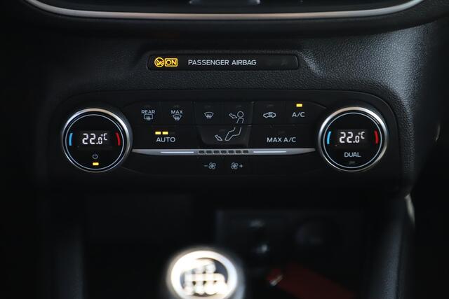 Ford FOCUS 1.0 EcoBoost Titanium Business Navigatie Carplay Android Climate Cruise Control Parkeersensor