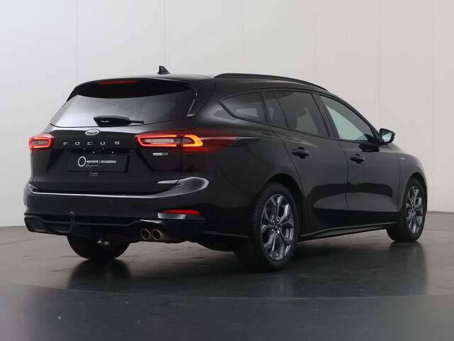 Ford FOCUS Wagon 1.0 EcoBoost Hybrid ST Line X | Afneembare Trekhaak | Winterpakket | Cruise Control Adaptief | Parkeercamera | HUD | Navigatie | Apple Carplay/Android Auto |