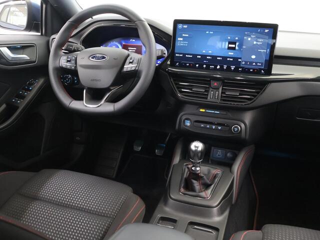 Ford FOCUS Wagon 1.0 EcoBoost Hybrid ST Line X | Afneembare Trekhaak | Winterpakket | Cruise Control Adaptief | Parkeercamera | HUD | Navigatie | Apple Carplay/Android Auto |