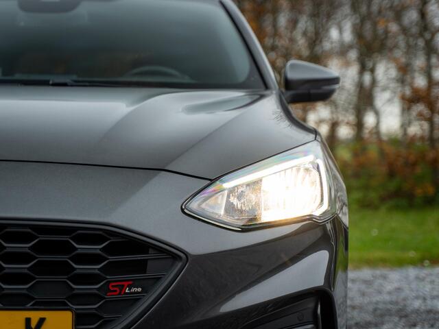 Ford FOCUS Wagon 1.0 EcoBoost ST Line // proefrit mogelijk