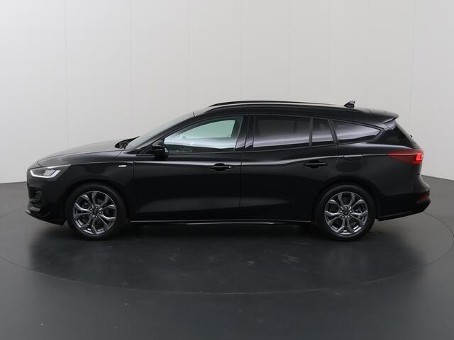 Ford FOCUS Wagon 1.0 EcoBoost Hybrid ST Line X | Afneembare Trekhaak | Winterpakket | Cruise Control Adaptief | Parkeercamera | HUD | Navigatie | Apple Carplay/Android Auto |