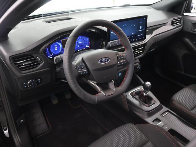 Ford FOCUS Wagon 1.0 EcoBoost Hybrid ST Line X | Afneembare Trekhaak | Winterpakket | Cruise Control Adaptief | Parkeercamera | HUD | Navigatie | Apple Carplay/Android Auto |