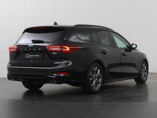 Ford FOCUS Wagon 1.0 EcoBoost Hybrid ST Line X | Afneembare Trekhaak | Winterpakket | Cruise Control Adaptief | Parkeercamera | HUD | Navigatie | Apple Carplay/Android Auto |