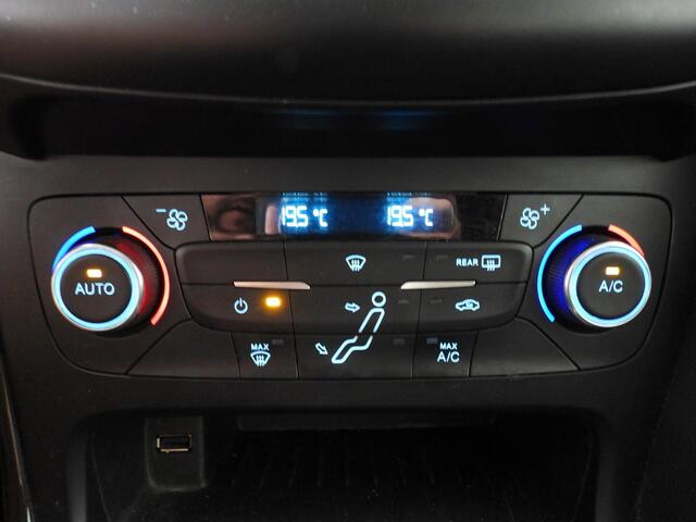 Ford FOCUS 1.0 EcoBoost Titanium NAVI/CLIMA/CRUISE/PDC/16"LMV!