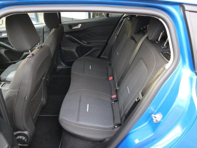 Ford FOCUS Wagon 1.0 EcoBoost Hybrid Active 155PK Automaat * CAMERA * ADAP CRUISE * BLIS * WINTER PACK *