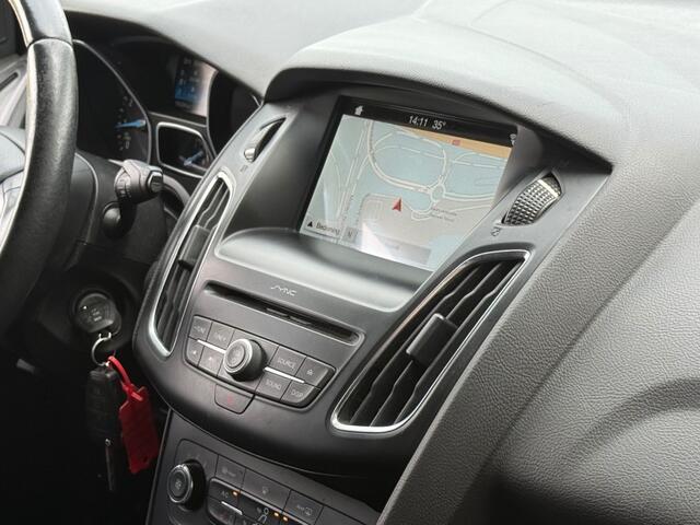 Ford FOCUS 1.0 TITANIUM NAVI AIRCO PDC LMV WINTERPACK