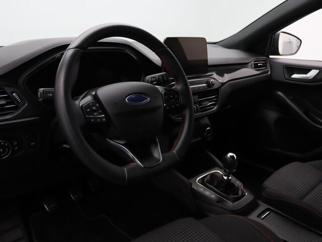 Ford FOCUS Wagon EcoBoost Hybrid ST Line X Business 155pk Head-Up | Camera | Cruise | Parkeersens. v+a | Trekhaak elektrisch.