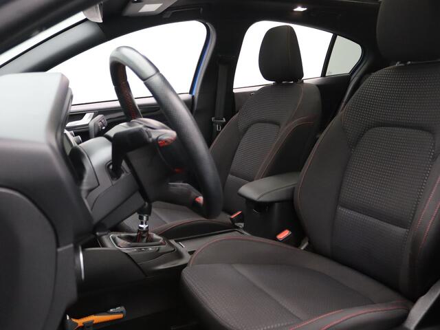Ford FOCUS EcoBoost ST Line Business 125pk Cruise | Navi | Parkeersens. v+a | Panoramadak