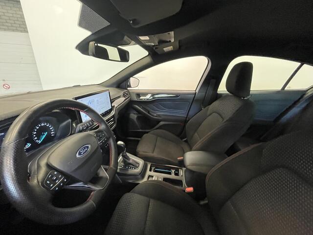 Ford FOCUS 1.0 Focus 125 PK HB ST-Line Automaat Navigatie Climate control cruise control Carplay LM velgen Parkeersensoren Led Matrix koplampen