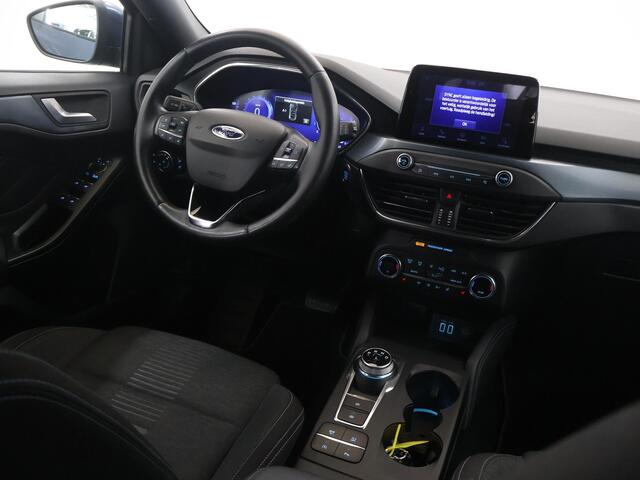 Ford FOCUS Wagon 1.0 EcoBoost Hybrid Active | Navigatie | Winterpack | Cruise Control Adaptief | Parkeercamera |