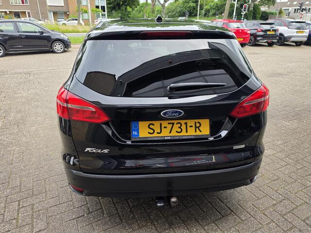 Ford FOCUS Wagon 1.0 Lease Edition / Airco/ Navigatie/ Cruise/ Apple carplay/ PDC