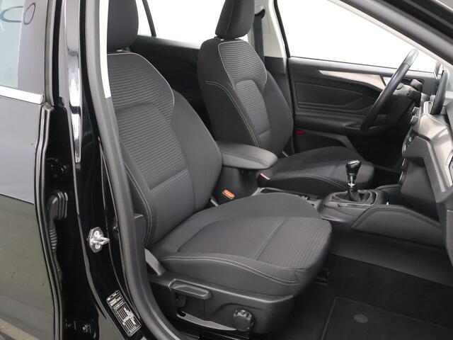 Ford FOCUS Wagon 1.0 EcoBoost Titanium Business | Navigatie | Carplay & Android Auto | Parkeersensoren | Climate Control | Cruise Control |
