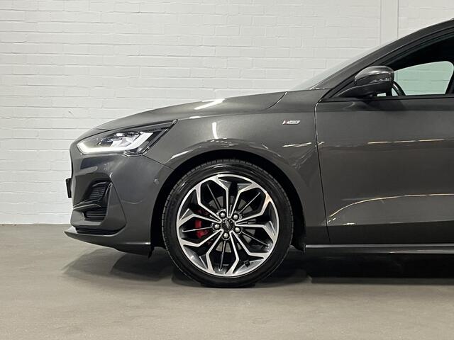 Ford FOCUS Wagon 1.0 EcoBoost Hybrid ST Line X Trekhaak | Adapt. cruise | Stoel-/Stuur verwarming | Voorruitverwarming | Keyless | Camera