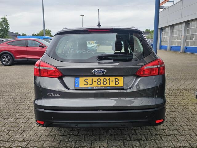 Ford FOCUS Wagon 1.0 Lease Edition Navigatie | Cruise control | Apple Carplay / Android auto | PDC achter etc.