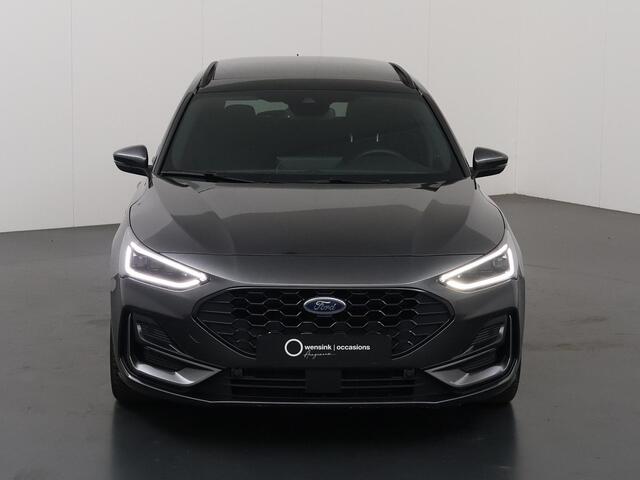 Ford FOCUS 1.0 EcoBoost Hybrid ST Line X | Panoramadak | Winterpakket | Parkeercamera | Climate Control | Cruise Control | Navigatie |