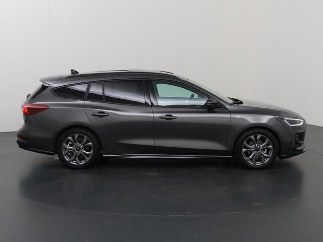 Ford FOCUS 1.0 EcoBoost Hybrid ST Line X | Panoramadak | Winterpakket | Parkeercamera | Climate Control | Cruise Control | Navigatie |
