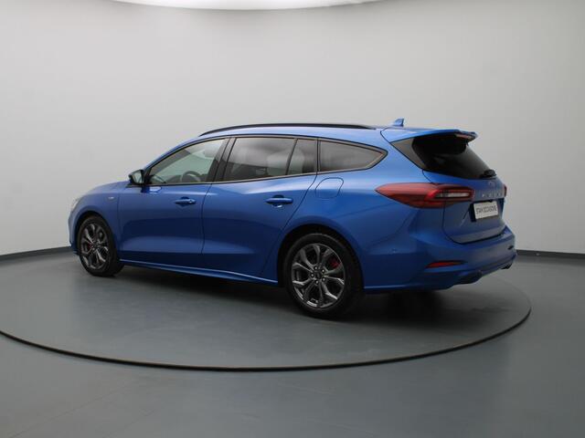 Ford FOCUS Wagon EcoBoost Hybrid ST Line Style Winter Package
