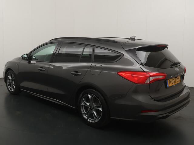 Ford FOCUS Wagon EcoBoost Hybrid 125 pk ST Line | Winter Pack | Camera | full LED | 4 seiz. banden | 100% dealer onderh.