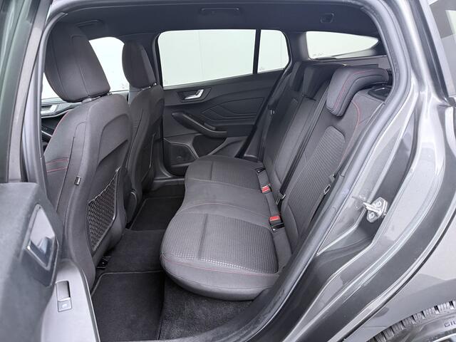 Ford FOCUS Wagon EcoBoost Hybrid 125 pk ST Line | Winter Pack | Camera | full LED | 4 seiz. banden | 100% dealer onderh.