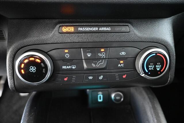 Ford FOCUS Wagon 1.0 EcoBoost ST Line Active Navigatie Stuur/Stoelverwarming Rijklaarpijs! Inruil Mogelijk!