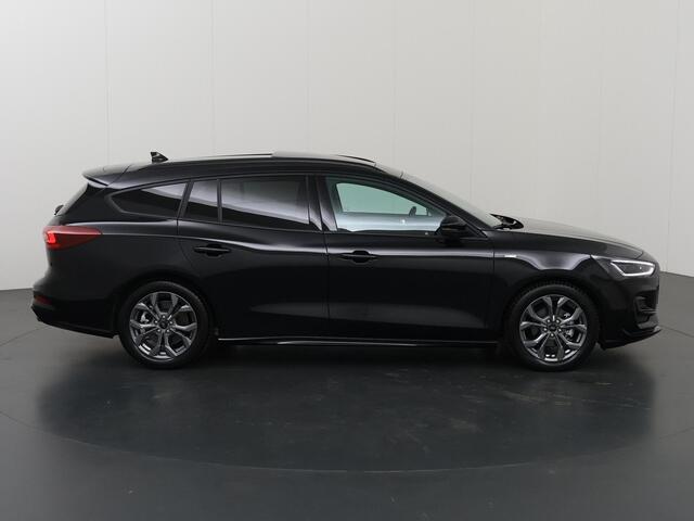 Ford FOCUS 1.0 EcoBoost Hybrid ST Line X | Afneembare Trekhaak | Winterpakket | Cruise Control Adaptief | Parkeercamera | HUD | Navigatie | Apple Carplay/Android Auto |