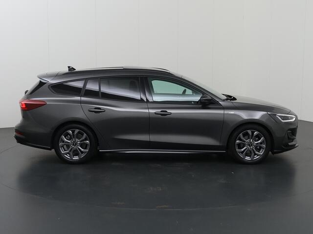 Ford FOCUS 1.0 EcoBoost Hybrid ST Line X | Afneembare Trekhaak | Winterpakket | Cruise Control Adaptief | Parkeercamera | HUD | Navigatie | Apple Carplay/Android Auto |