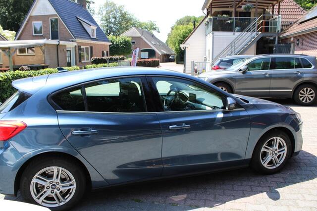 Ford FOCUS 1.0 EcoBoost Trend Business Edition - Navi