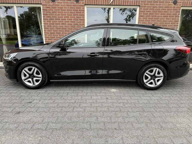 Ford FOCUS Wagon 1.0 EBH Connected CARPLAY / ANDROID / NAVIGATIE / CLIMA / CRUISE