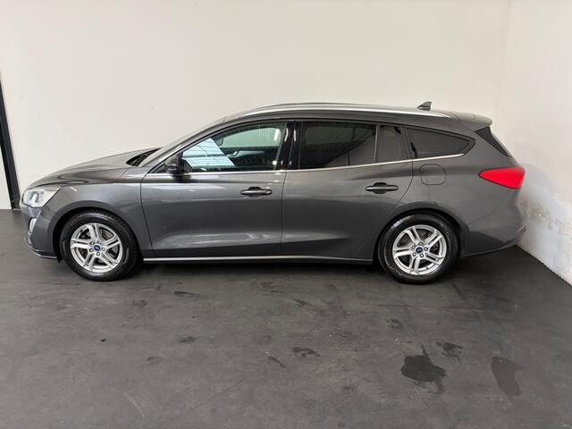 Ford FOCUS Wagon 1.0 EcoBoost ST Line Business. Trekhaak!