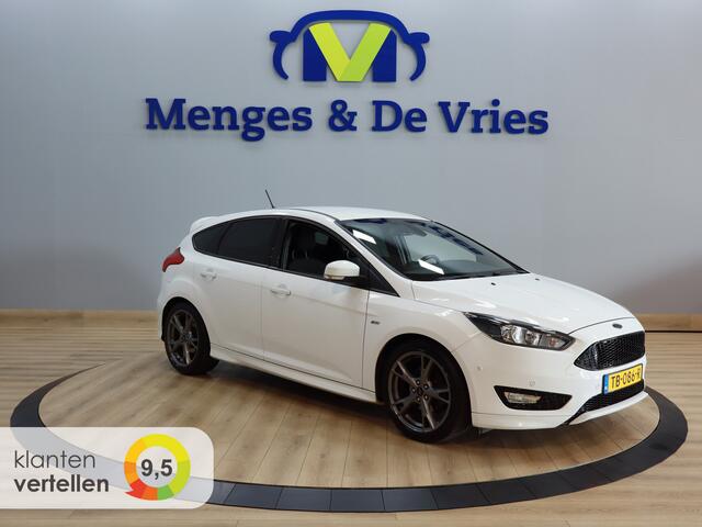 Ford FOCUS 1.0 First Edition ST Line | Airco ECC | Navigatie | Apple Carplay | Cruise Control | Parkeer Sensoren | Isofix | NAP