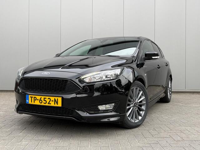 Ford FOCUS 125PK EcoB. ST-Line Trekhaak/Camera/Carplay-android/Navigatie/Cruise-control