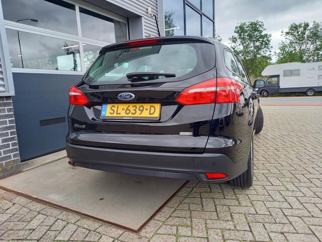 Ford FOCUS Wagon 1.0 Titanium 1e EIGENAAR - NL AUTO - CARPLAY / ANDROID - CLIMA - CRUISE - PDC V/A - AUTO PARK - LED -