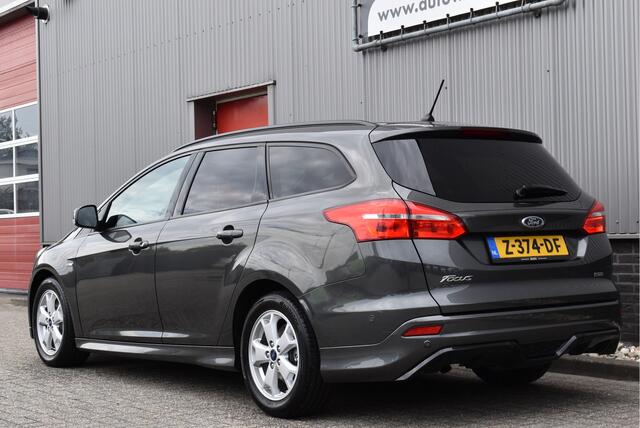 Ford FOCUS Wagon 1.0 ST-Line Carplay, Stoel/voorruitverwarming, Cruise control