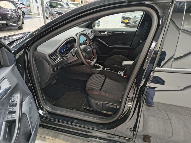 Ford FOCUS Wagon EcoBoost Hybrid 155 pk ST-Line | Winterpack | AGR | Adapt. cruise | El. a. klep | Matrix LED | Groot scherm | 4 seiz. banden