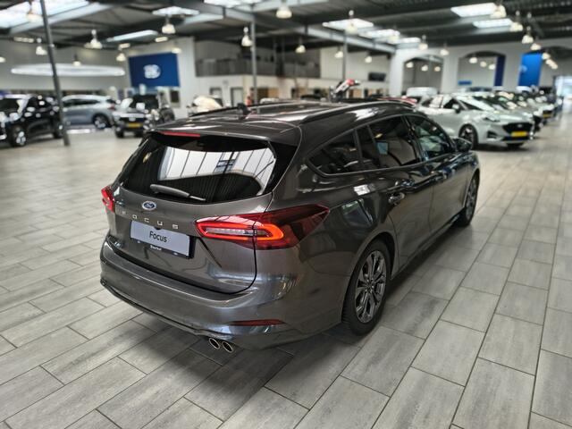 Ford FOCUS Wagon EcoBoost Hybrid 155 pk ST-Line | Winterpack | AGR | Adapt. cruise | El. a. klep | Matrix LED | Groot scherm | 4 seiz. banden