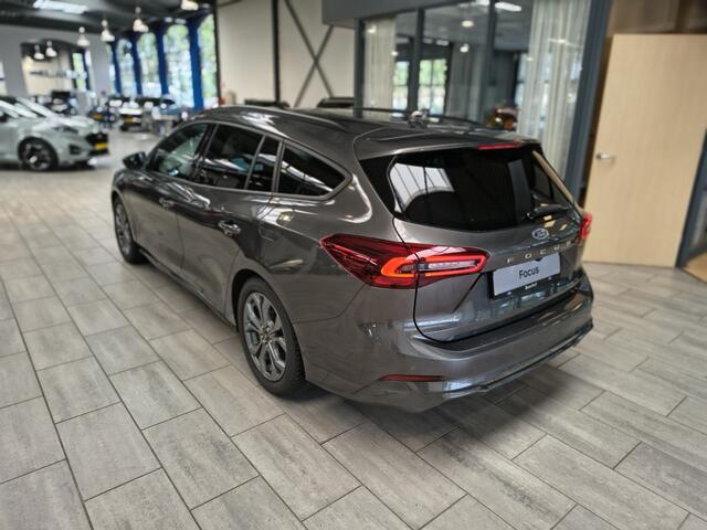 Ford FOCUS Wagon EcoBoost Hybrid 155 pk ST-Line | Winterpack | AGR | Adapt. cruise | El. a. klep | Matrix LED | Groot scherm | 4 seiz. banden