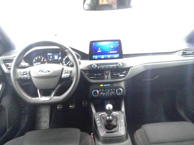 Ford FOCUS 1.0 EcoBoost Hybrid ST Line Camera Winter & Parking pack Keyless Full LED Wagon Dealeronderhouden