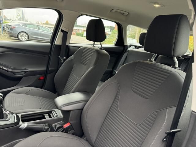Ford FOCUS Wagon 1.0 Titanium *Navigatie*ECC