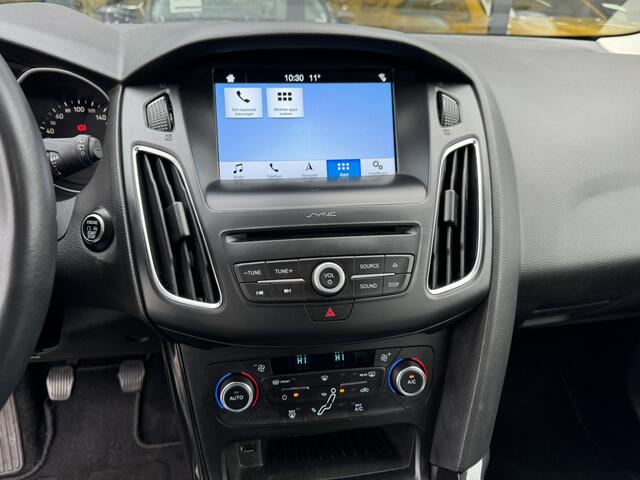 Ford FOCUS Wagon 1.0 Titanium *Navigatie*ECC