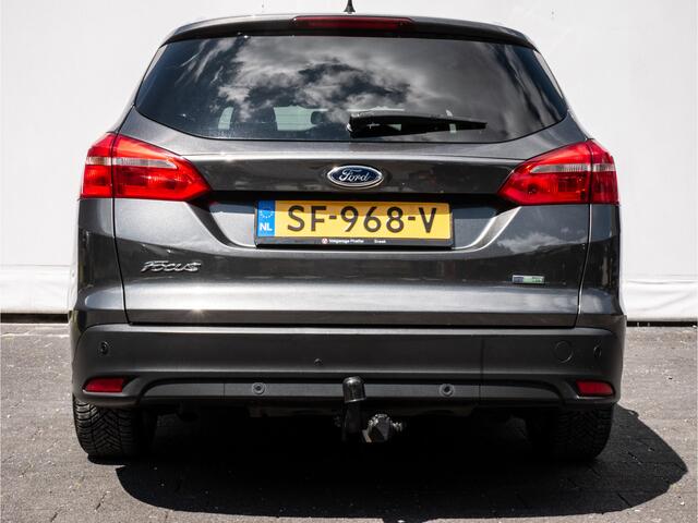 Ford FOCUS Wagon 1.0 Titanium Trekhaak/ Navigatie/ Climate control/ Cruise control/ 16" Lmv