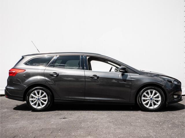 Ford FOCUS Wagon 1.0 Titanium Trekhaak/ Navigatie/ Climate control/ Cruise control/ 16" Lmv