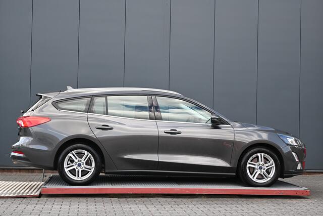 Ford FOCUS Wagon 1.0 EcoBoost Hybrid Trend Edition Business
